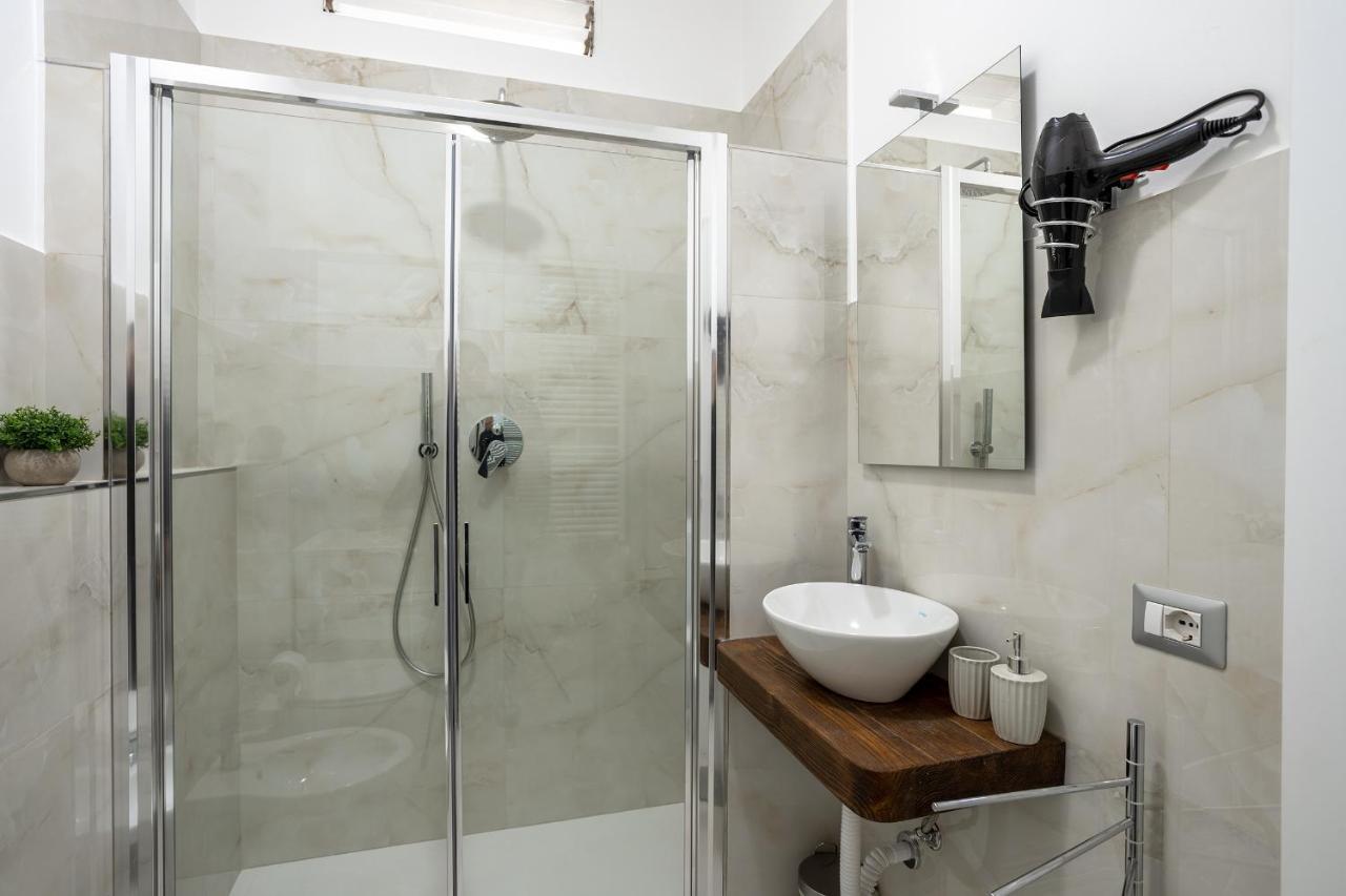 Duomo Brera - Elegant Suite in Design District Milaan Buitenkant foto