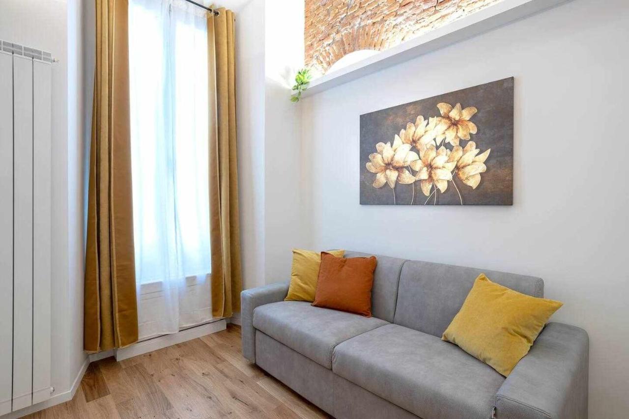 Duomo Brera - Elegant Suite in Design District Milaan Buitenkant foto